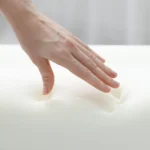 ⁦مخدة ميموري 50*30⁩ - الصورة ⁦2⁩